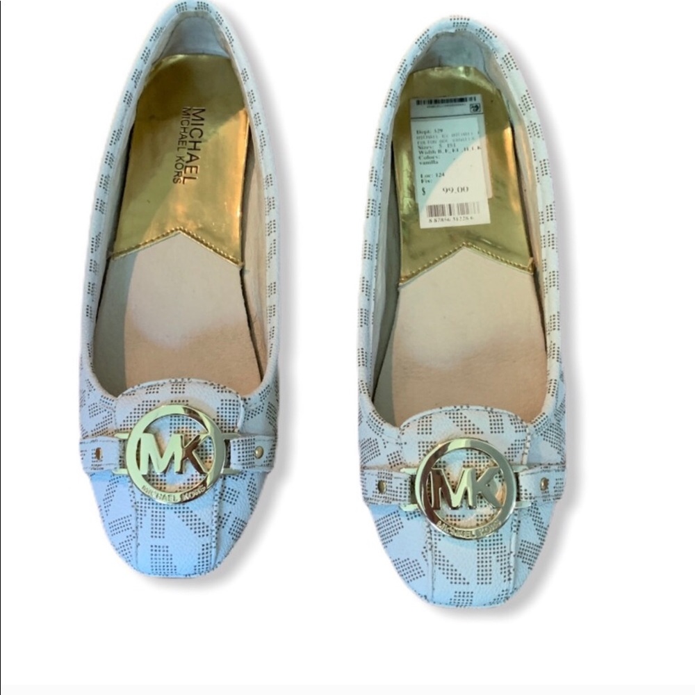 Michael Kors NWT Flats size 8